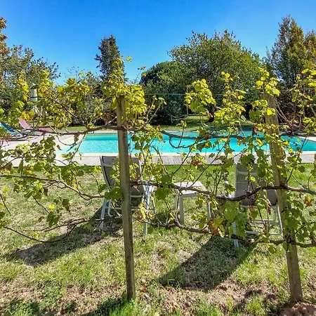 1 Bedroom Amazing In Apartamento Gauriac