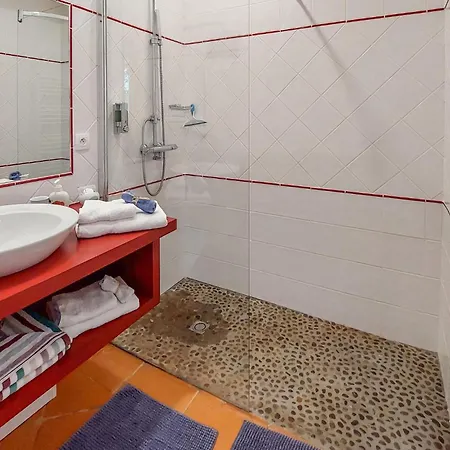1 Bedroom Amazing In Apartamento *